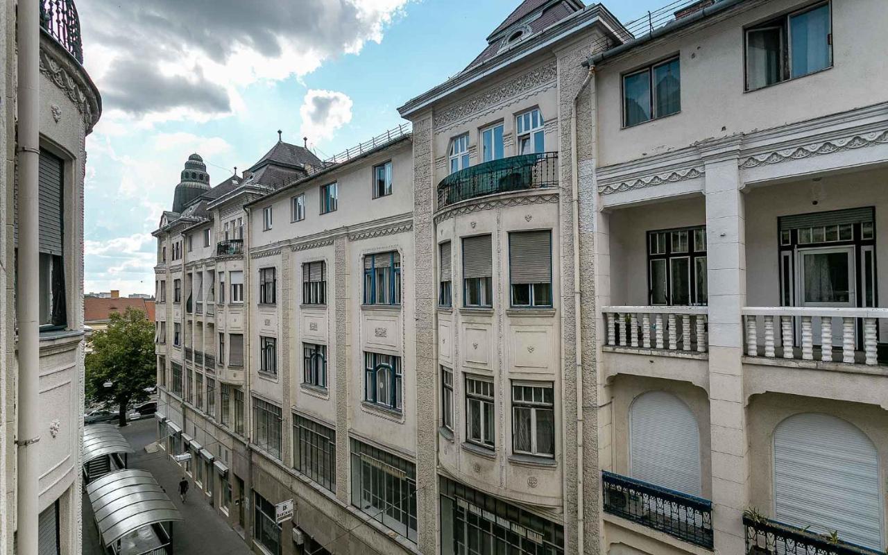 Catalog Boutique Rooms Debrecen Eksteriør bilde