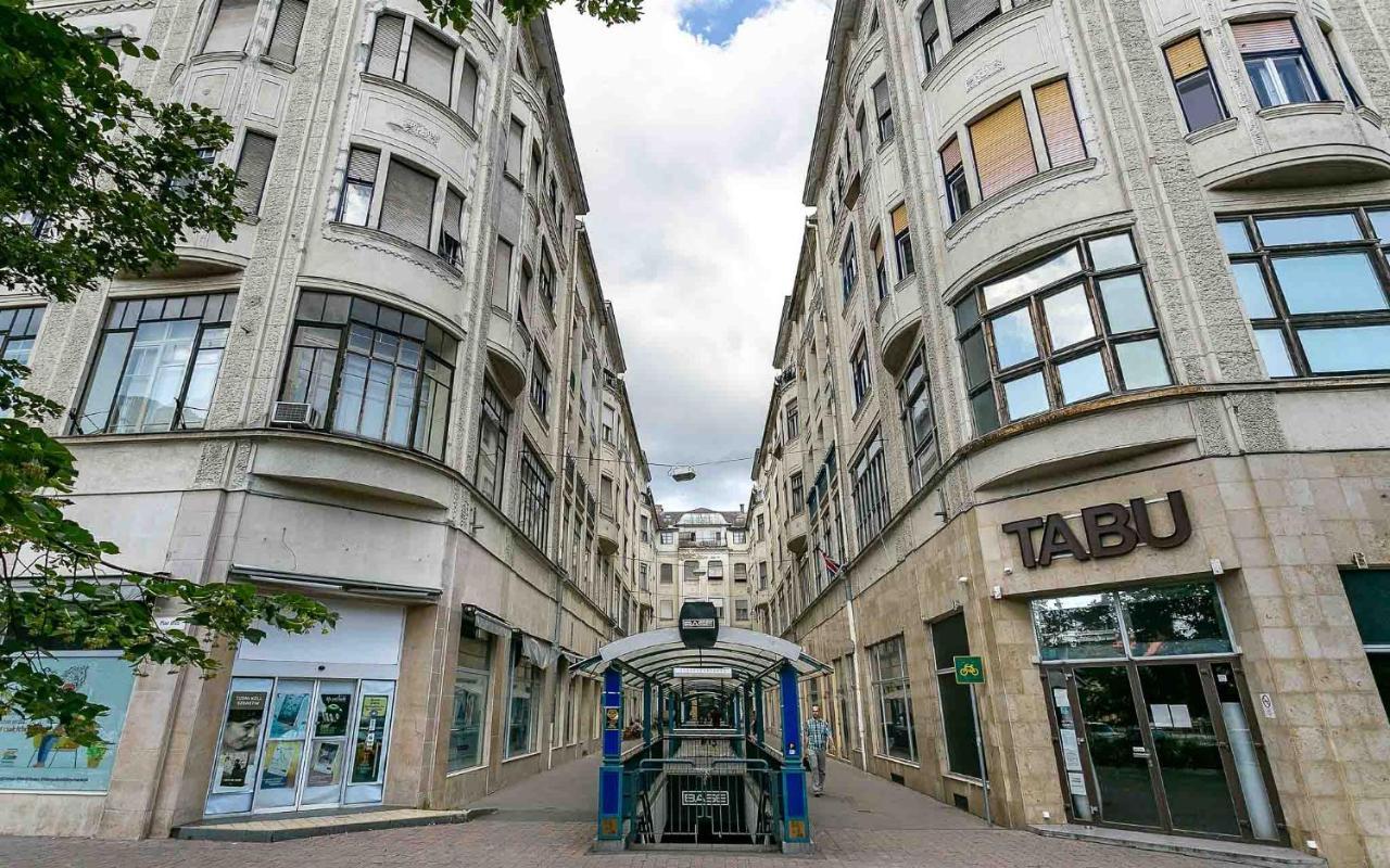 Catalog Boutique Rooms Debrecen Eksteriør bilde